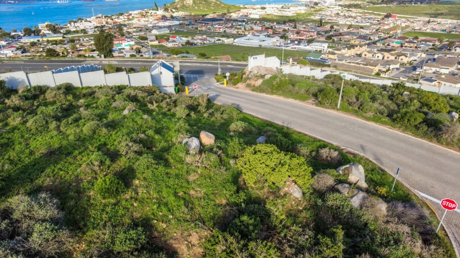0 Bedroom Property for Sale in Hoogland Western Cape